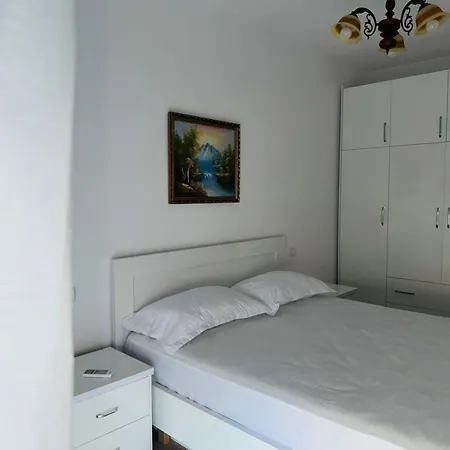 Freskia , Apartamento *