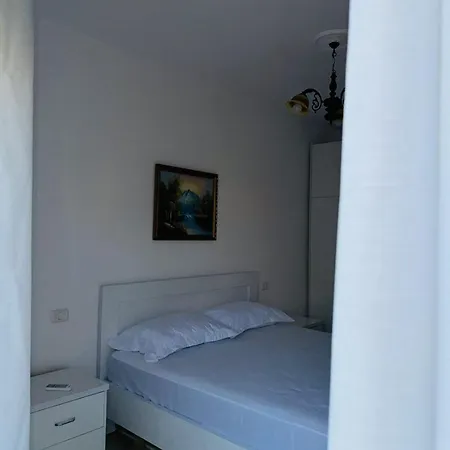 Freskia , Apartamento